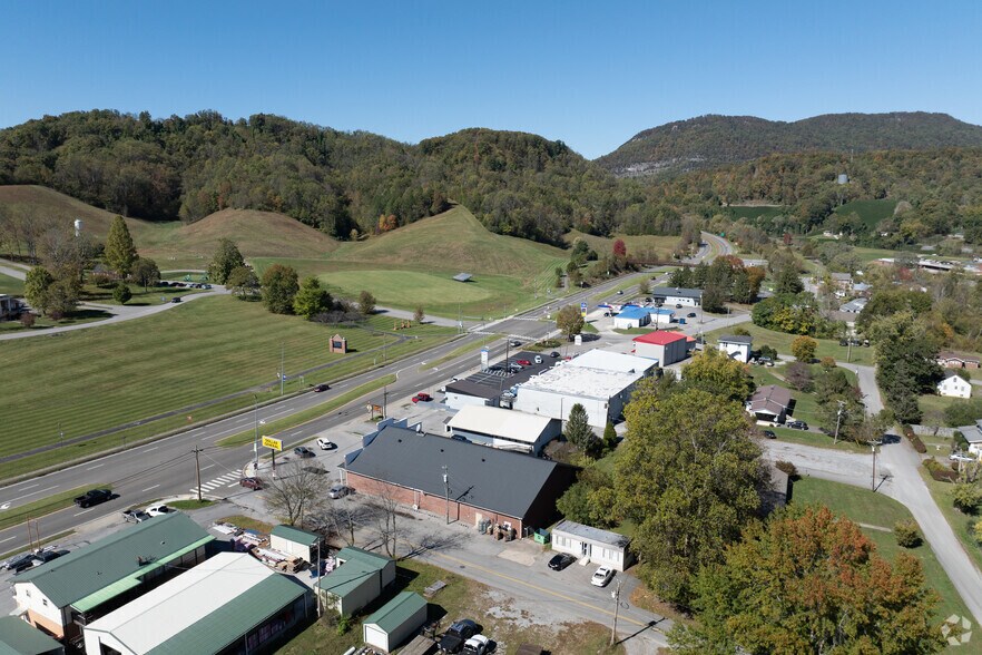 More Photos Of 7006 Cumberland Gap Pky, Harrogate General Retail For Sale