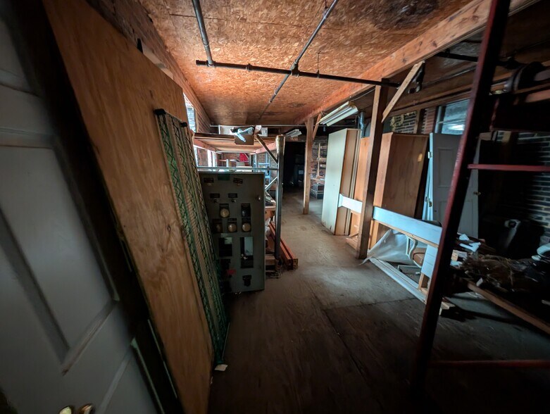 More Photos Of 230 Hawkins St, Burlington Warehouse For Sale