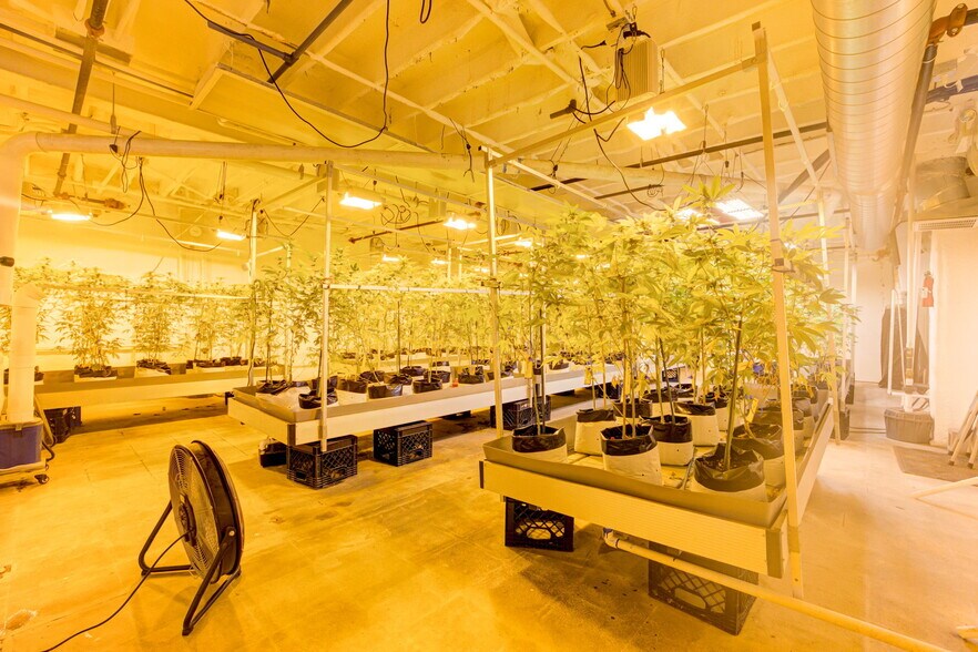 More Photos Of 3003 N Oklahoma Ave, Oklahoma City Manufacturing For Sale