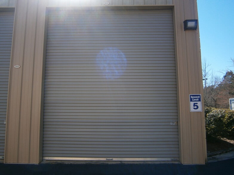 More Photos Of 1000 Sany Way, Peachtree City Self Storage For Lease