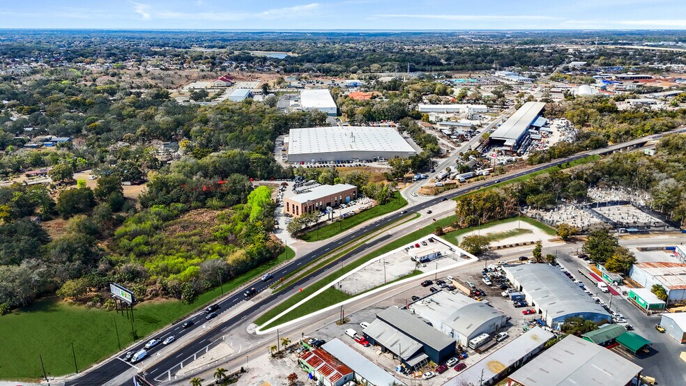 More Photos Of 7116 Rose Ave, Orlando Auto Dealership For Sale