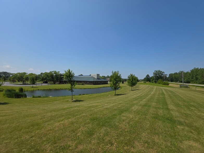 More Photos Of 4493 Walden Ave, Lancaster Office For Sale