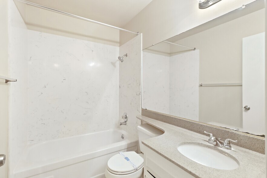 More Photos Of 2316 Villanova Cir, Sacramento Apartments For Sale