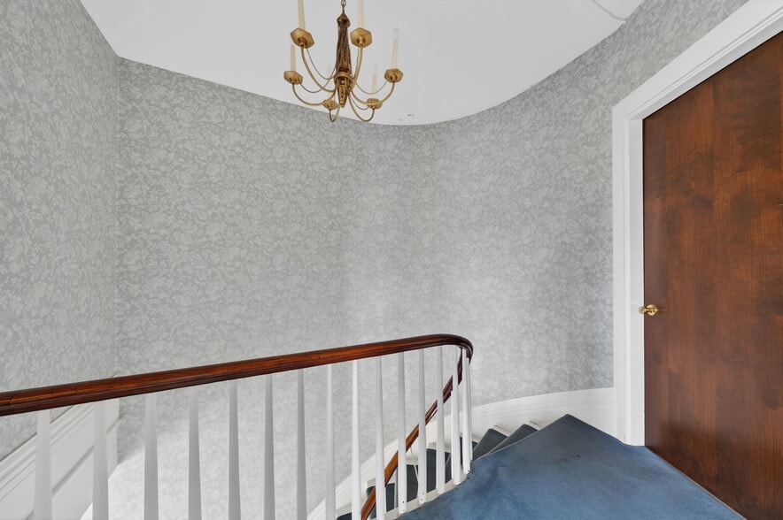 More Photos Of 446 County St, New Bedford Office For Sale