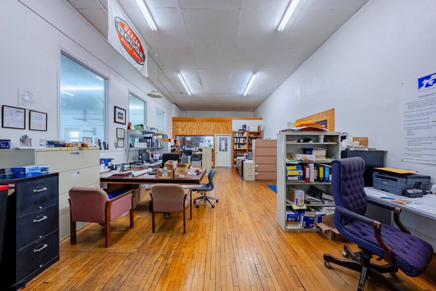 More Photos Of 1434 Farrington Rd, Apex Light Manufacturing For Sale