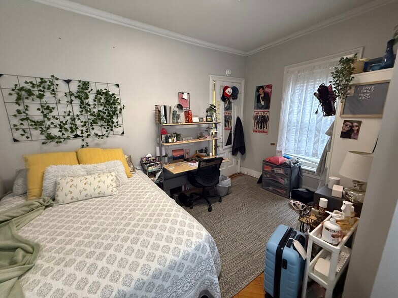 More Photos Of , Scranton Unknown For Sale