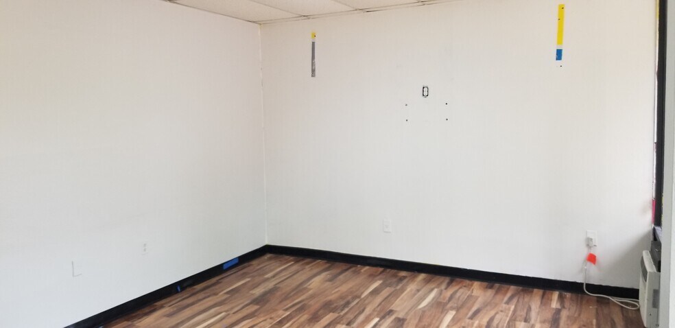 More Photos Of 9244 E Hampton Dr, Capitol Heights Warehouse For Lease