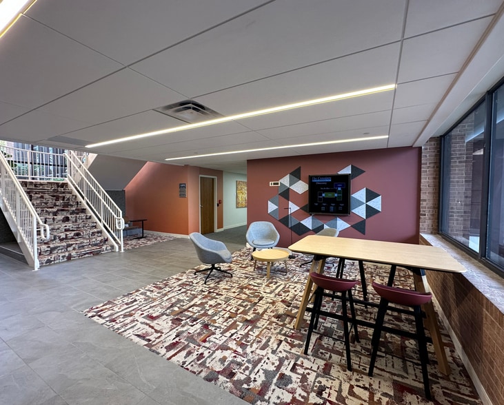 More Photos Of 11969-11975 Westline Industrial Dr, Saint Louis Office For Lease