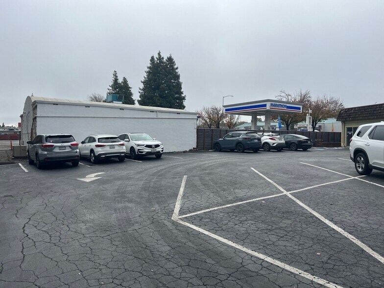 More Photos Of 2100 San Ramon Valley Blvd, San Ramon General Retail For Sale