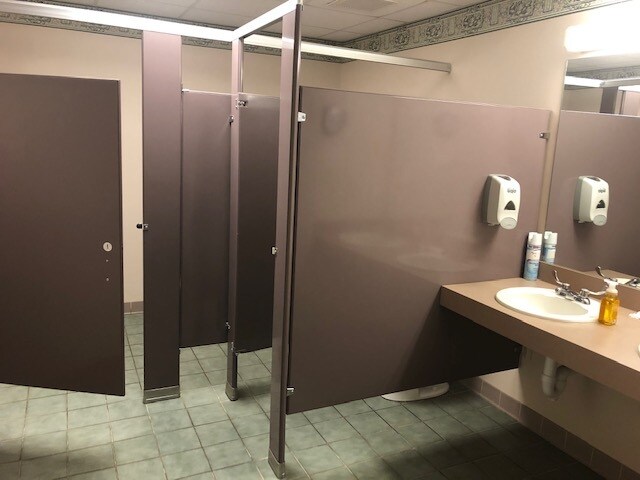 More Photos Of 5 Community Dr, Augusta Office For Sale