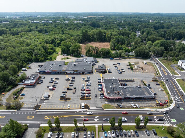 Primary Photo Of 211 Lowell St, Wilmington Storefront For Sale