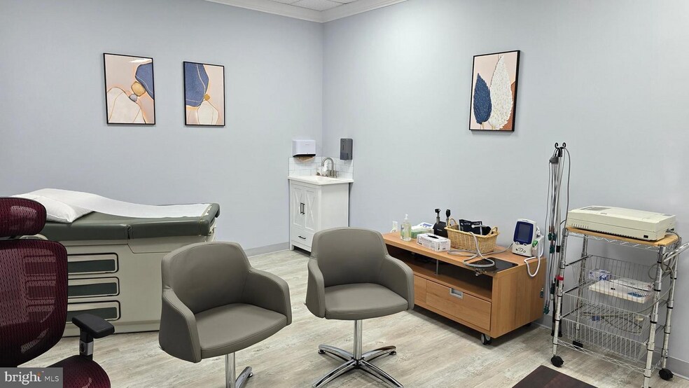 More Photos Of 44335 Premier Plz, Ashburn Medical For Sale