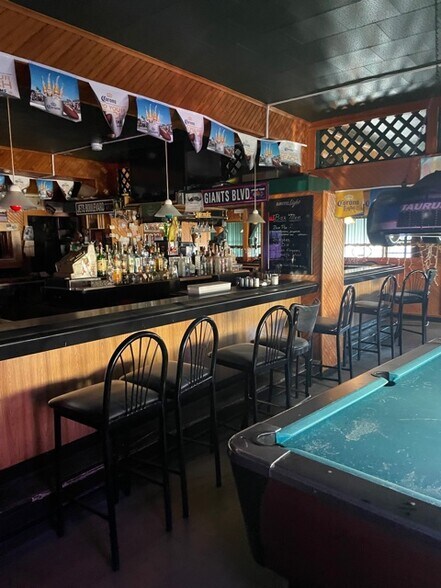 More Photos Of 400 Seaton Ave, Roselle Park General Retail For Sale