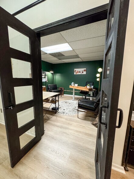 More Photos Of 10 S Silver St, Paola Office For Sale