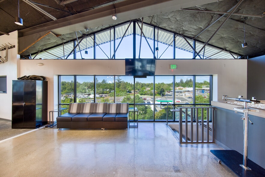 More Photos Of 373 Elm Ave, Auburn Office Residential For Sale