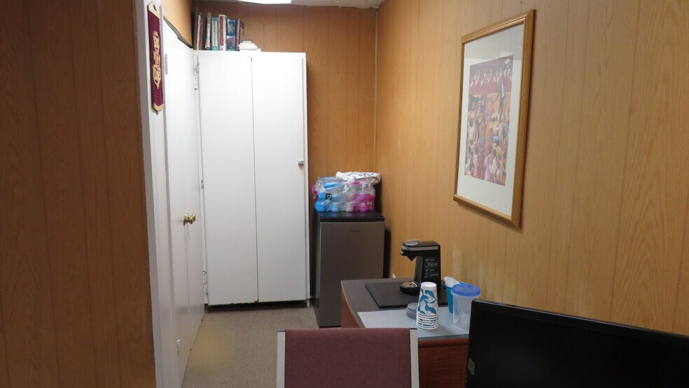 More Photos Of 8471 S Van Ness Ave, Inglewood Loft Creative Space For Sale