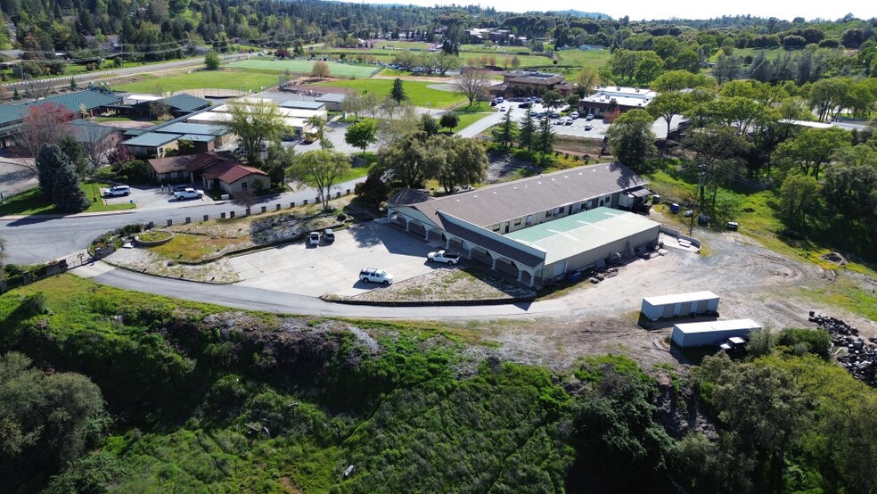 Primary Photo Of 22525 Kingston Ln, Grass Valley Service For Sale