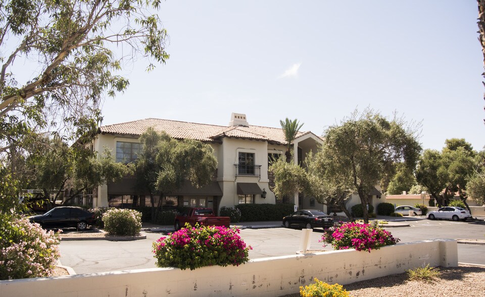 More Photos Of 11011 S 48th St, Phoenix Office For Sale