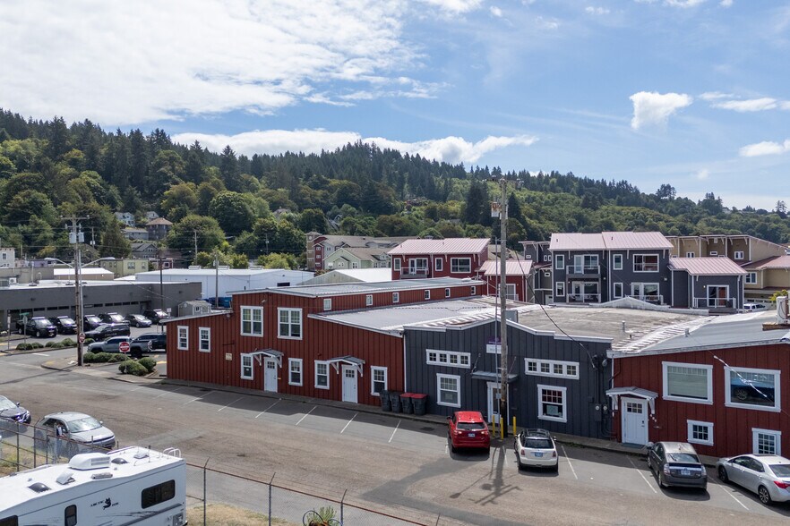 More Photos Of 441-433 30th St, Astoria Healthcare For Lease