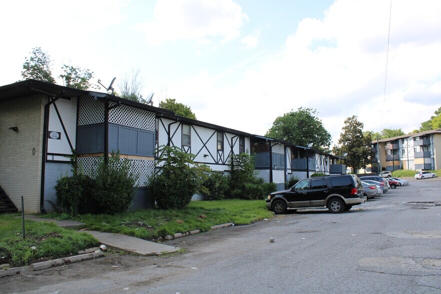More Photos Of 270 Tampa Dr, Nashville Apartments For Sale