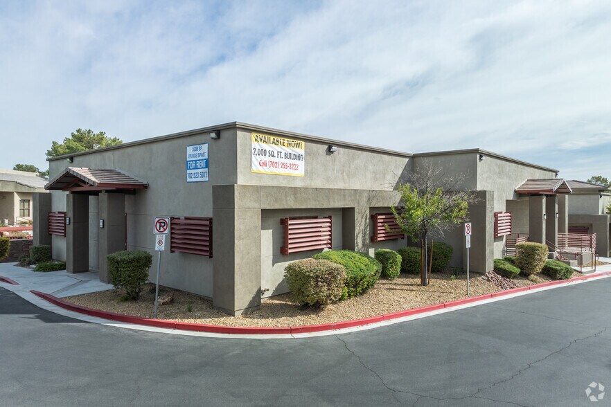 More Photos Of 2905 Lake East Dr, Las Vegas Office For Lease