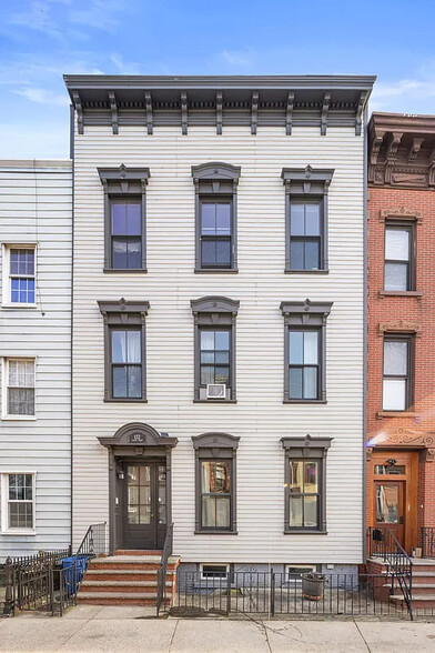 Primary Photo Of 132 Calyer St, Brooklyn Multifamily For Sale