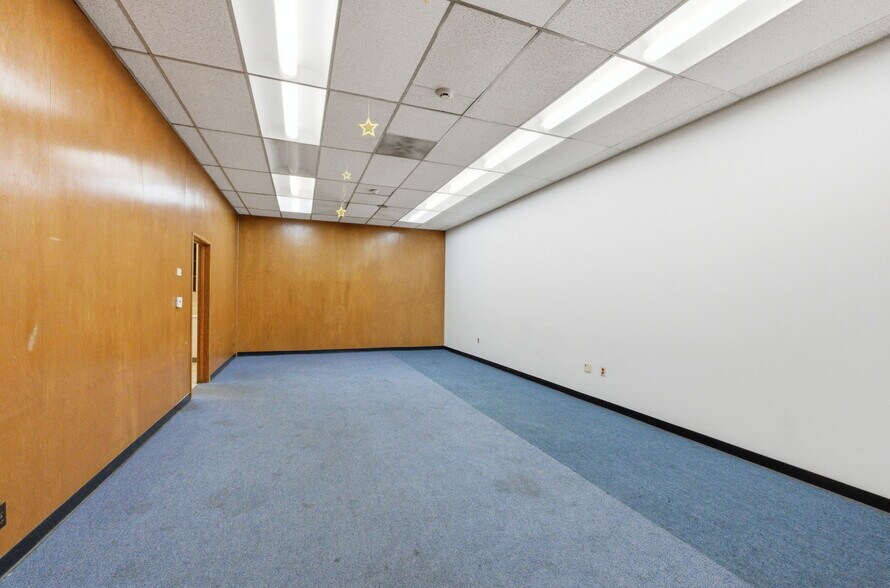 More Photos Of 6537 Foothill Blvd, Oakland Office For Lease