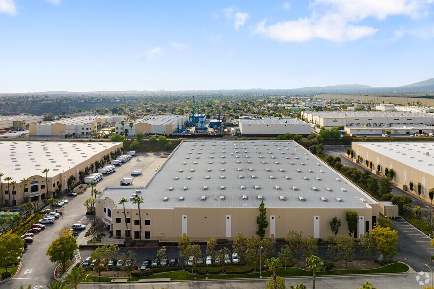 More Photos Of 4981 4th St, Irwindale Distribution For Lease