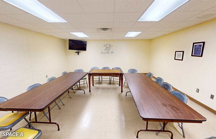 More Photos Of 4493 Bonsack Rd, Roanoke Specialty For Lease