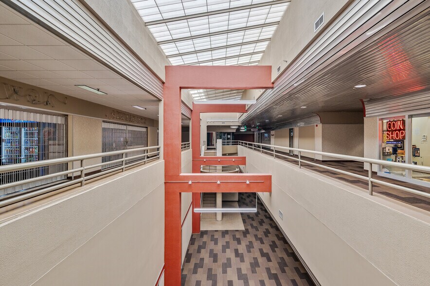 More Photos Of 250 2nd Ave S, Minneapolis Apartments For Lease