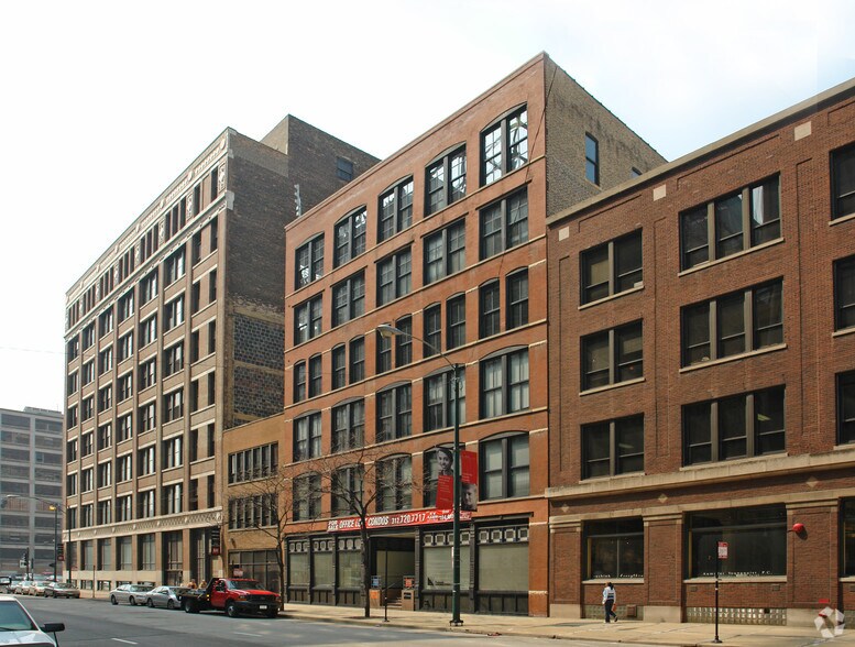 More Photos Of 216 S Jefferson St, Chicago Loft Creative Space For Lease