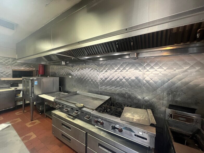 More Photos Of 4151 N Sierra Way, San Bernardino Restaurant For Sale