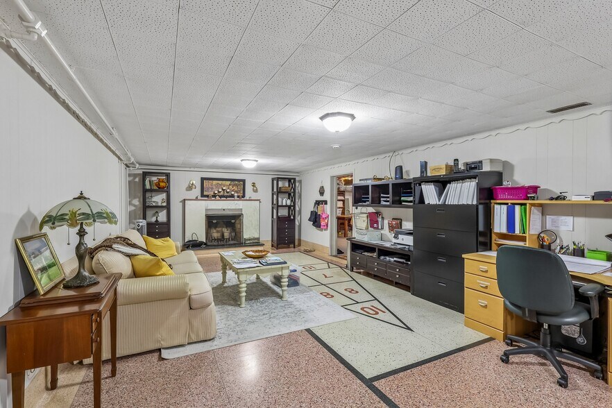 More Photos Of 836 Jacoby Rd, Copley Healthcare For Sale