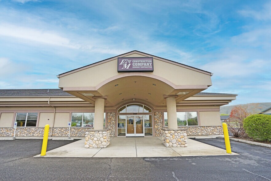 More Photos Of 1236-1240 Ahtanum Ridge Dr, Yakima Medical For Lease