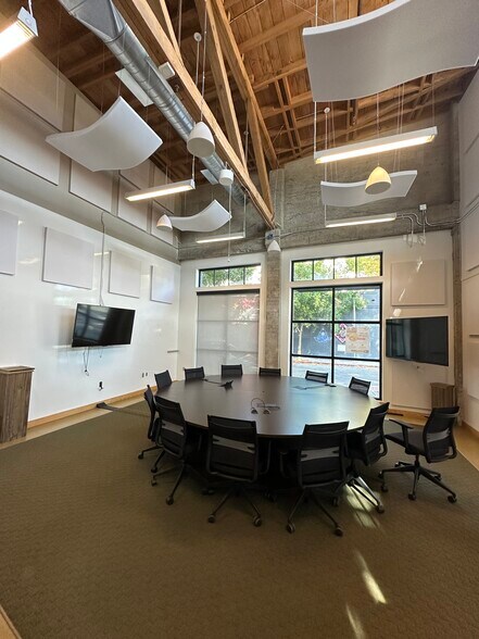 More Photos Of 505 S Market St, San Jose Loft Creative Space For Lease