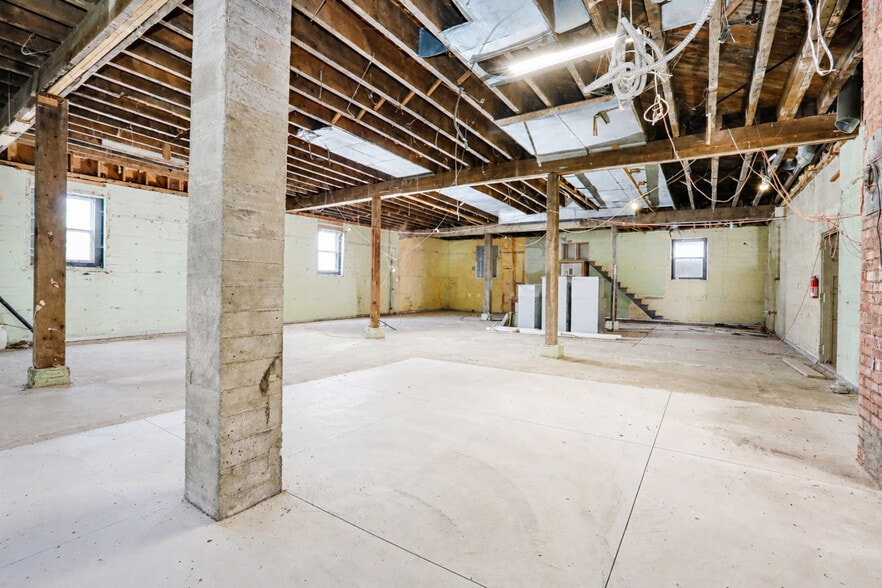 More Photos Of 302 S 2nd St, Polk City Lodge Meeting Hall For Sale