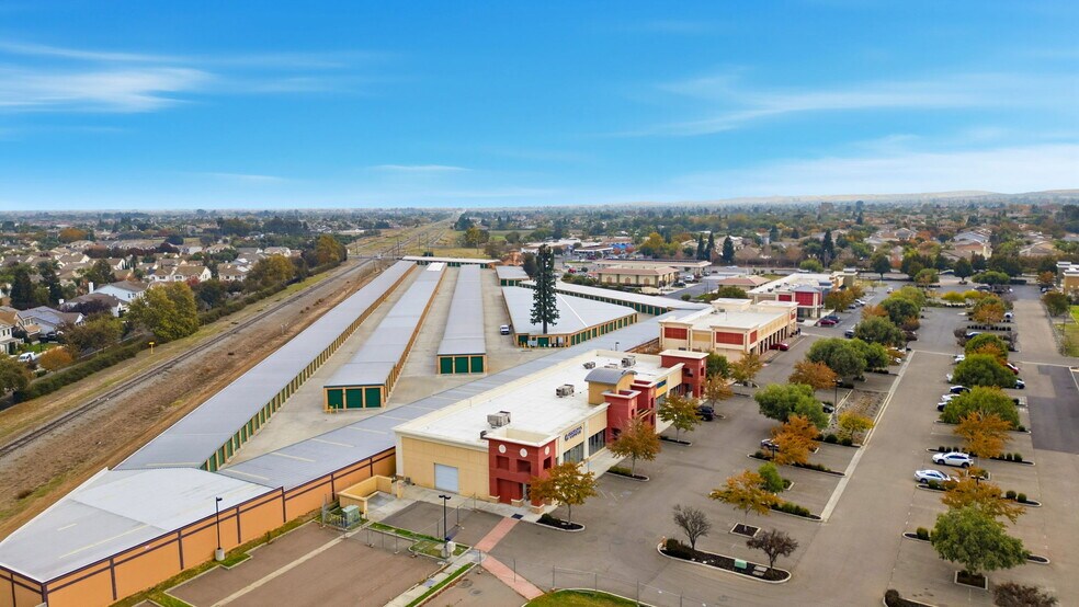 More Photos Of 6830 Lone Tree Way, Brentwood Freestanding For Sale