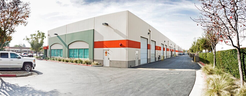 More Photos Of 12711 Ramona Blvd, Baldwin Park Warehouse For Lease