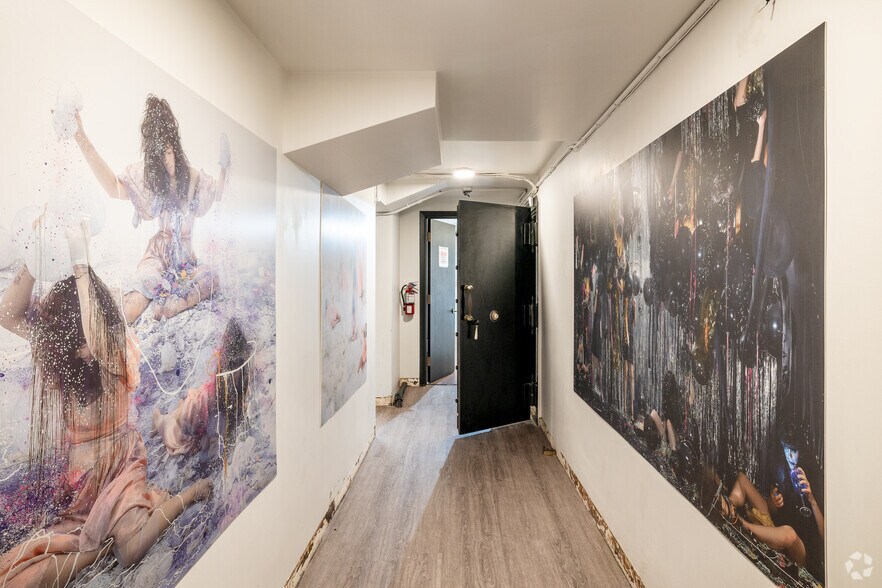 More Photos Of 934-936 Rue Sainte-Catherine E, Montréal Loft Creative Space For Lease
