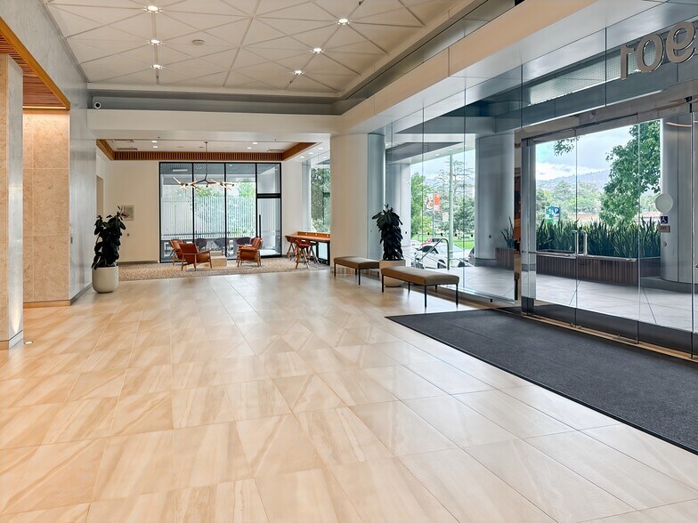 More Photos Of 1901 Harrison St, Oakland Coworking Space