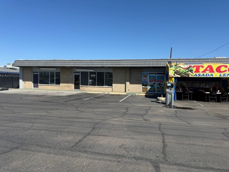 More Photos Of 5138 W Camelback Rd, Glendale Freestanding For Lease