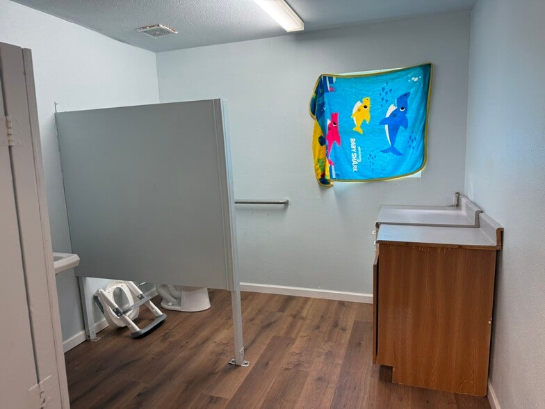 More Photos Of 3802 Watercrest Rd, Killeen Office For Sale