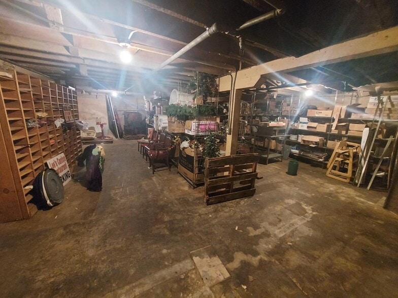 More Photos Of 511 Reeves Ave, Yuba City Restaurant For Sale