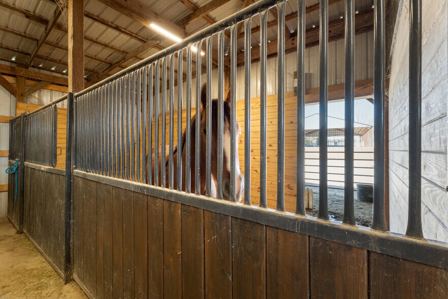 More Photos Of 13354 E 520 Rd, Colcord Sports And Entertainment For Sale