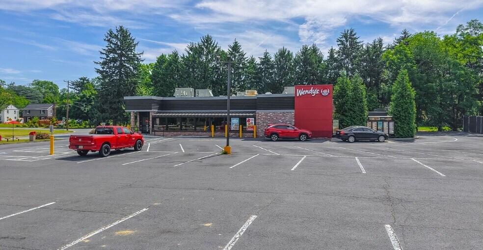 More Photos Of 3925 N Front St, Harrisburg Fast Food For Sale