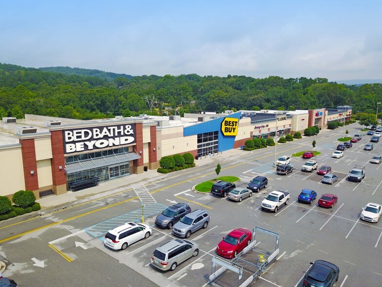 More Photos Of 5579-5591 Highway 153, Hixson General Retail For Sale