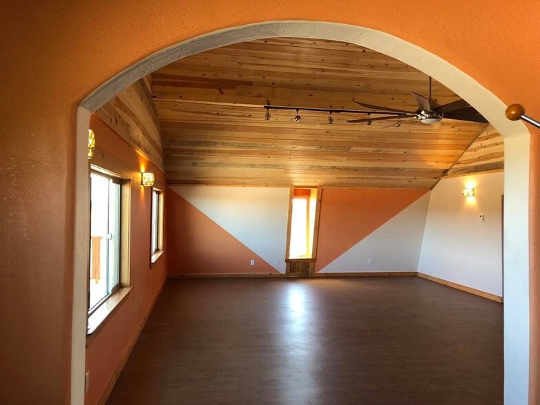 More Photos Of 3658 Ice Caves Rd, Ramah Restaurant For Sale