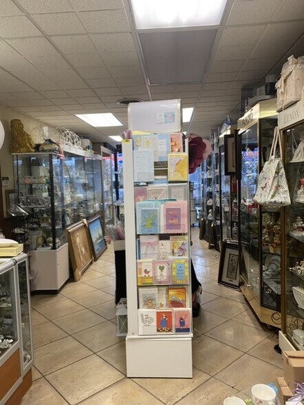 More Photos Of 2049-2053 Flatbush Ave, Brooklyn Office For Lease