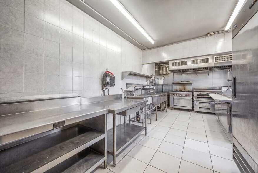 More Photos Of 49 LAKE St, West Harrison Restaurant For Sale