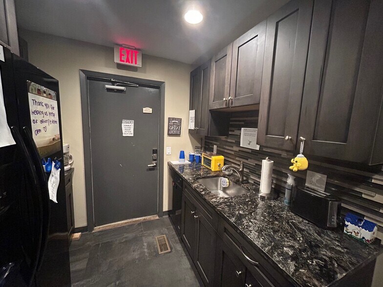 More Photos Of 1251 Nilles Rd, Fairfield Medical For Sale